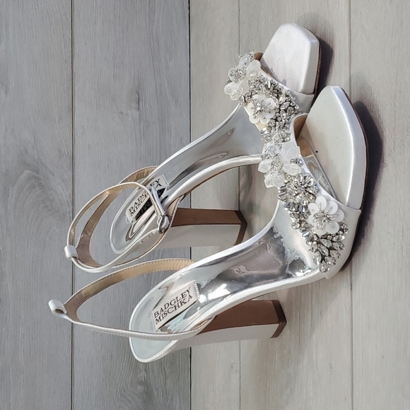 Badgley Mischka Shoes - Badgley Mischka Womens Heels Sandals shoes sz 9.5